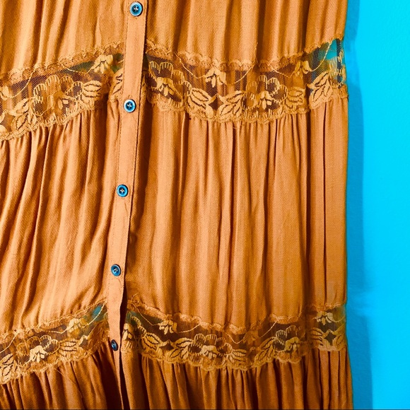 Boho Laced Button-Up Dress - Picture 5 of 5